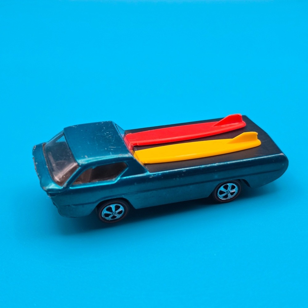 Hot Wheels Redline Deora Spectraflame Aqua 1967 Vintage Diecast with Surfboards